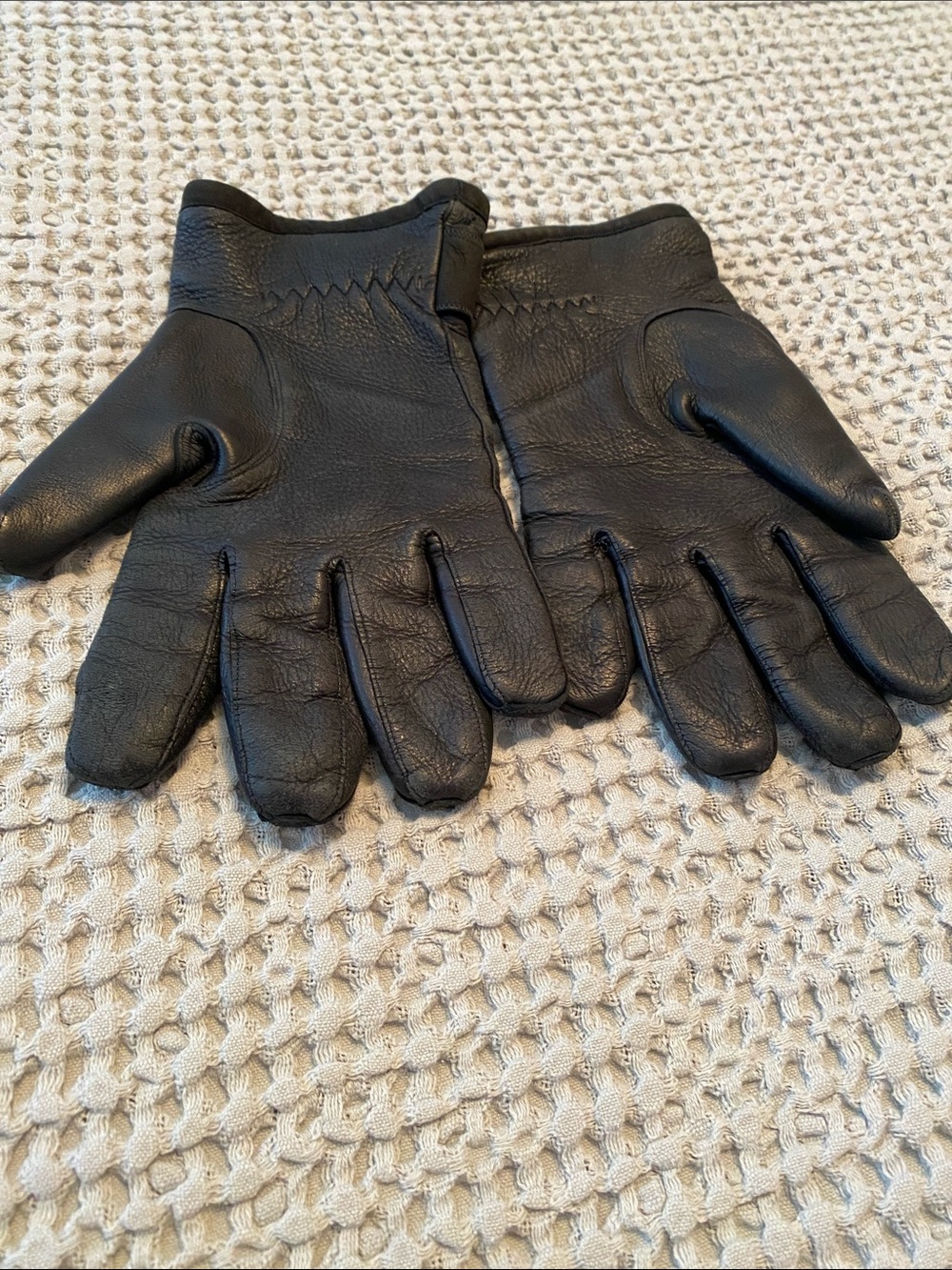 Harry Rosen  black gloves  men’s size M - Picture 12 of 12